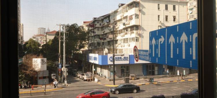 倩倩是个好房东公寓(长宁路1号分店)图片