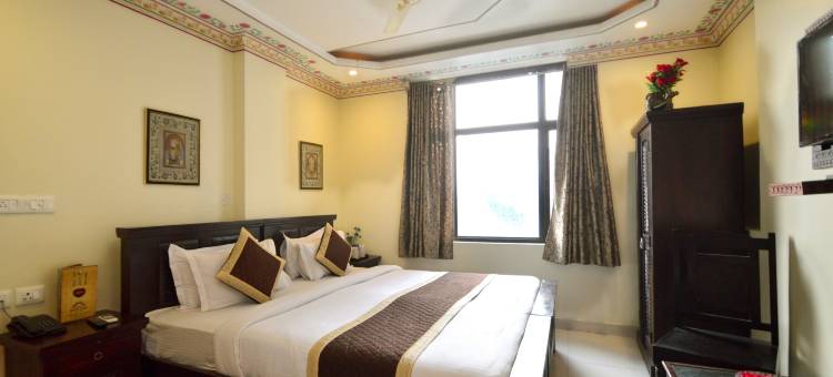 苏尔雅嘉儿酒店(Hotel Surya Garh)图片