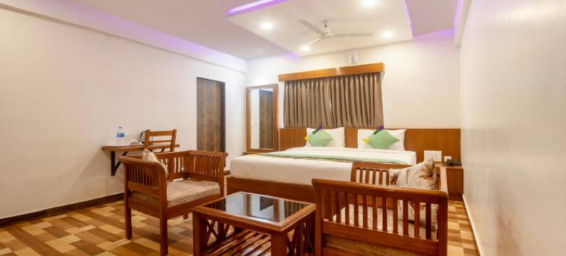 Treebo 精英广场, 距马迪凯里堡700米(Treebo Elite Plaza, 700 Mtrs from Madikeri Fort)图片