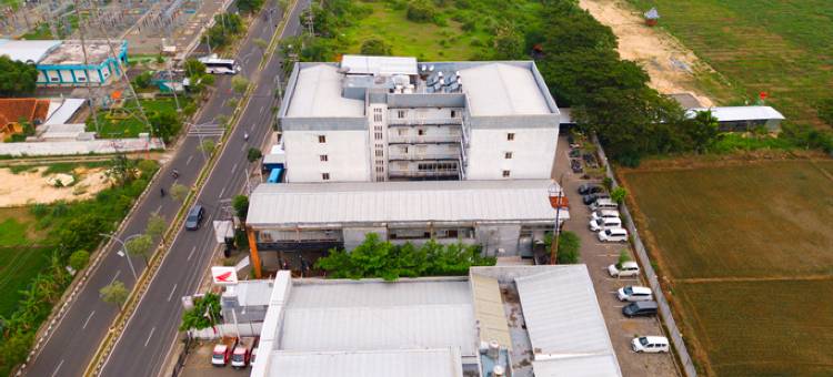 Votel Hotel Charis Tuban图片