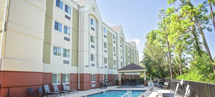 Candlewood Suites FT迈尔斯堡我- 75(Candlewood Suites FT Myers I-75)图片
