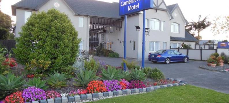 尔舒柯莱特武器汽车小屋(ASURE Camelot Arms Motor Lodge)图片