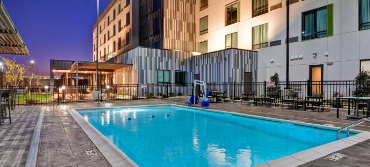 罗吉斯本顿维尔万豪万怡酒店(Courtyard Bentonville Rogers Promenade)图片