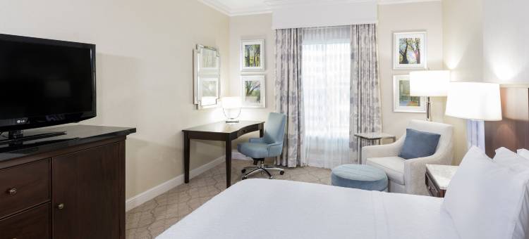 夏洛特/南方公园菲力浦斯广场希尔顿欢朋套房酒店(Hampton Inn & Suites Charlotte/SouthPark at Phillips Place)图片