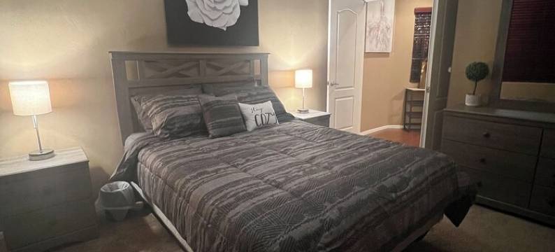 THE LITTLE PALACE图片