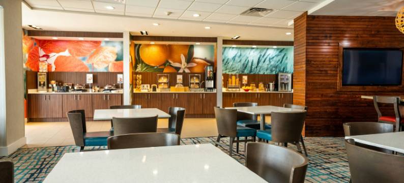 亨茨维尔万枫套房酒店(Fairfield Inn & Suites Huntsville)图片