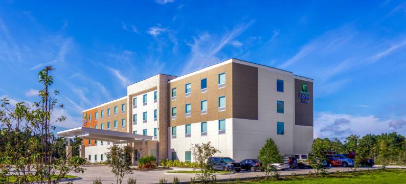 Holiday Inn Express & Suites Jacksonville - Macclenny I-10 by IHG图片