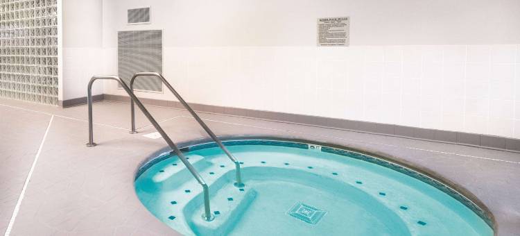 劳登拉昆塔温德姆套房酒店(La Quinta Inn & Suites by Wyndham Loudon)图片