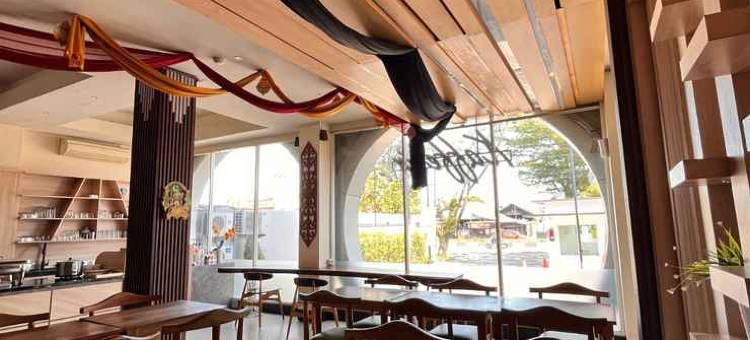 帕朗卡拉亚佛维尔酒店(Fovere Hotel Palangkaraya)图片