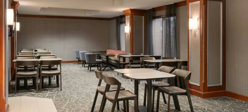 坦帕西岸机场万豪SpringHill酒店(SpringHill Suites Tampa Westshore Airport)图片