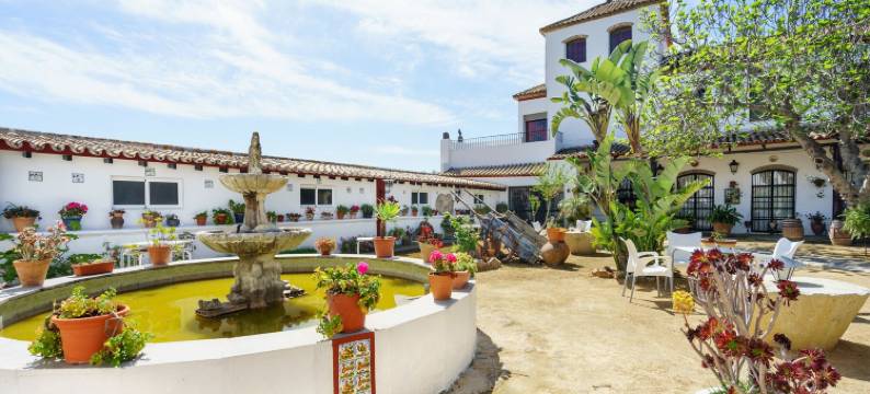 OYO拉斯库布雷斯酒店(Venta del Alto Hotel las Cumbres by Vivere Stays)图片