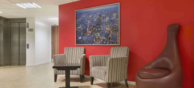 伦敦斯坦斯特德机场温德姆华美达酒店(Ramada by Wyndham London Stansted Airport)图片