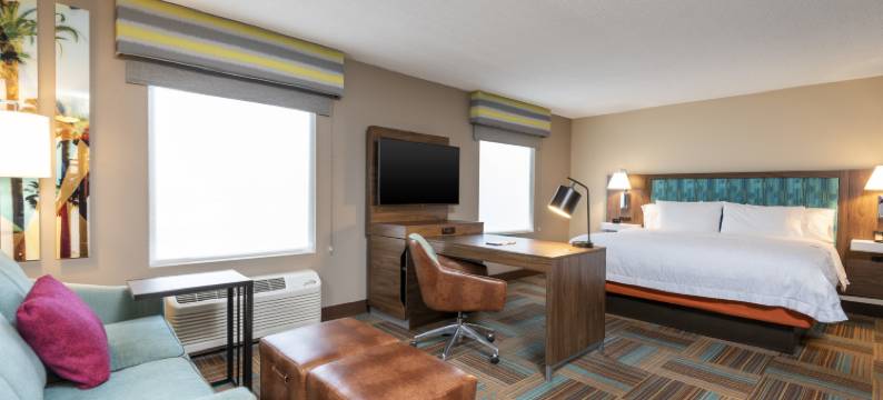 迈尔斯堡欢朋酒店及套房(Hampton Inn & Suites Fort Myers-Colonial Blvd.)图片