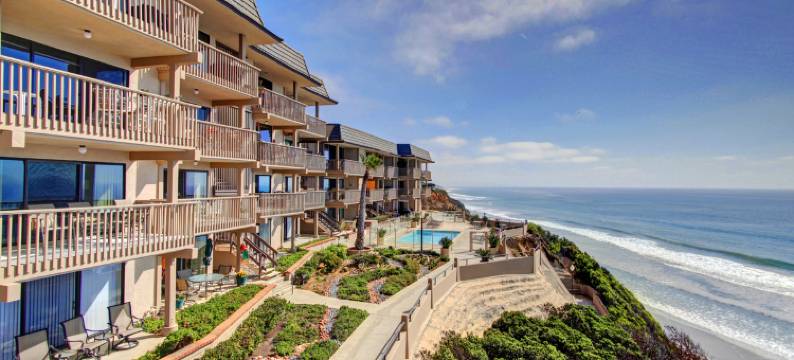 Panoramic Ocean Views and Sunset Balcony - Stunning Coastal Retreat图片