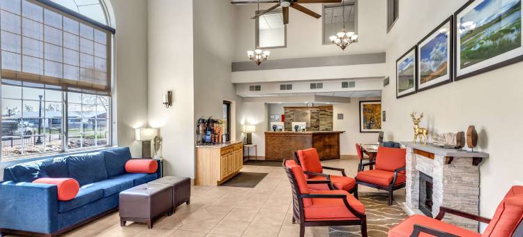 丹佛西阿瓦达站舒适酒店(Comfort Inn Denver West Arvada Station)图片