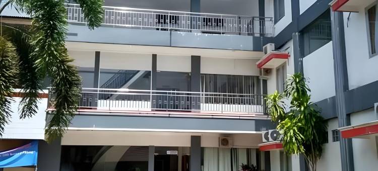 RedDoorz Syariah Near RS Yos Sudarso Padang图片