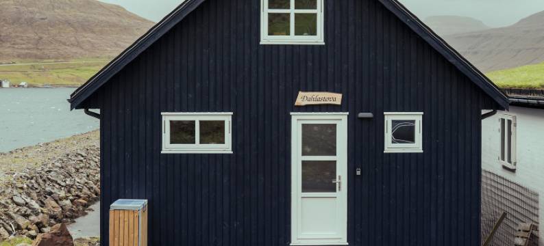 达拉斯托瓦 | 显眼的船屋 | 海湾景观 | 3卧室(Dahlastova / Stunning Boathouse / Bay View / 3Br)图片