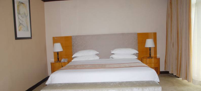 大猩猩高尔夫酒店(Gorillas Golf Hotel)图片