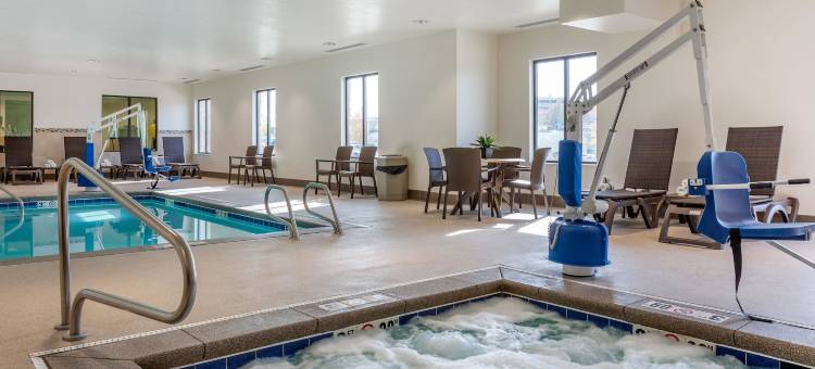 博伊西机场舒适套房酒店(Comfort Inn & Suites Boise Airport)图片