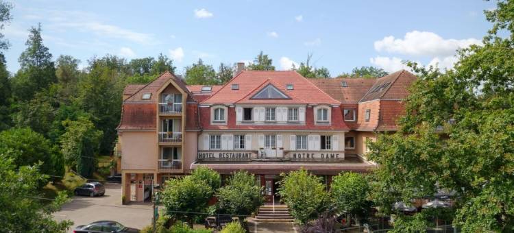 美丽喷泉圣母院酒店(Logis Hôtel Notre-Dame - Restaurant Ouvert Midi et Soir Sauf Dimanche Soir)图片