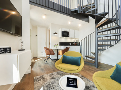 超弗拉斯公寓酒店