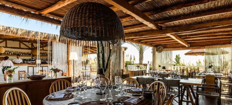 库梅哈海滩俱乐部酒店(Cumeja Beach Club & Hotel)图片