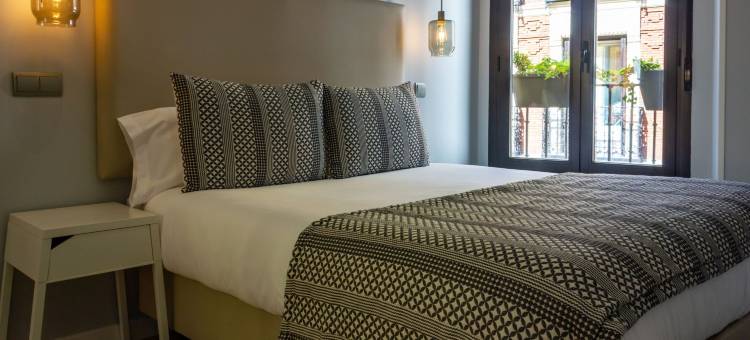 阿雷纳套房(Arenal Suites Puerta del Sol)图片