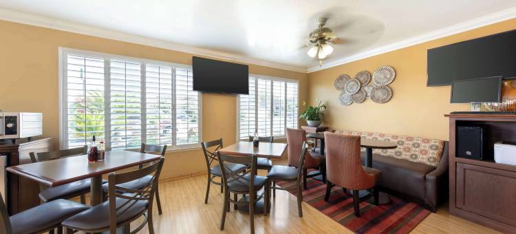 汉福德贝斯特韦斯特酒店(Best Western Hanford Inn)图片