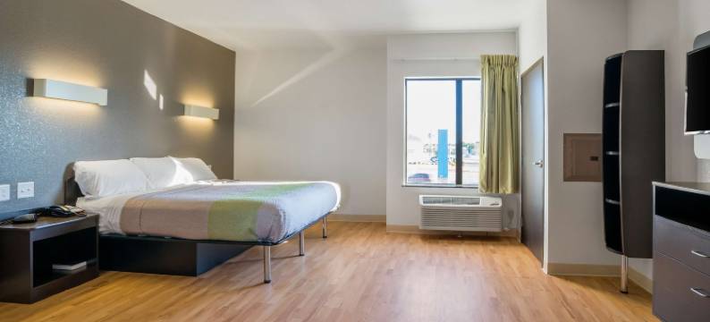 得克萨斯布达 6 号开放式公寓酒店(Studio 6 Buda, TX)图片