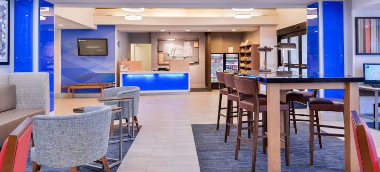 塞尔玛智选假日套房酒店(Holiday Inn Express & Suites Selma)图片