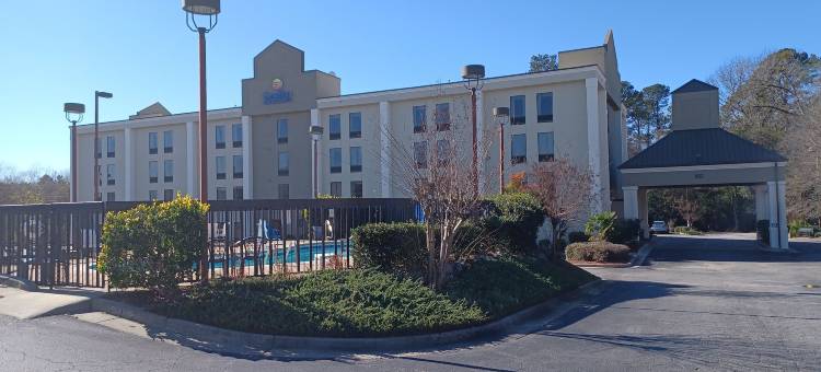 舒适套房酒店(Comfort Inn & Suites)图片