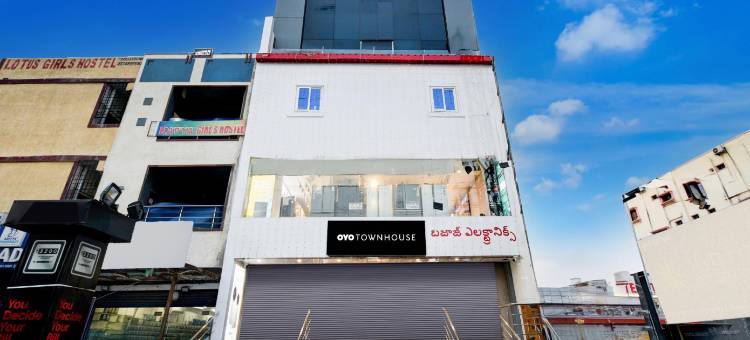 Townhouse De Alphabet Hotel - Gandimaissamma图片