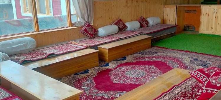 山蜂卡扎卡普尔度假村(Kapoor Resort Kaza by Mountain Bee)图片