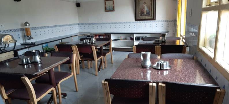 松树旅馆(Pine Borough Inn)图片