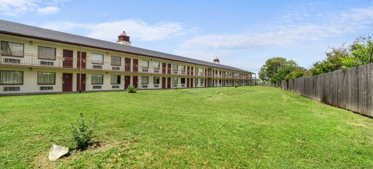 红屋顶酒店孟菲斯 - 格雷斯兰/机场(Red Roof Inn Memphis - Graceland/ Airport)图片