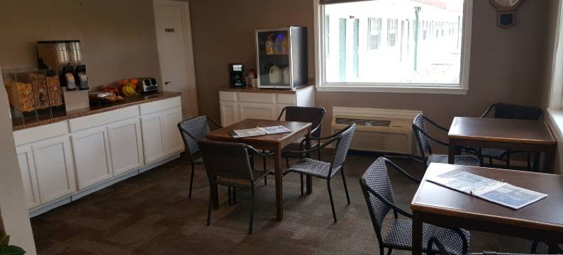 爱法拉湖旅馆(Lake Eufaula Inn)图片