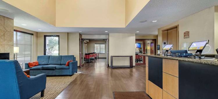 斯格恩舒适酒店和套房(Comfort Inn & Suites)图片