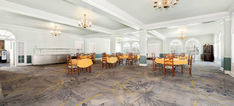 克莱维斯顿历史美洲佳价旅馆(Americas Best Value Inn Historic Clewiston Inn)图片