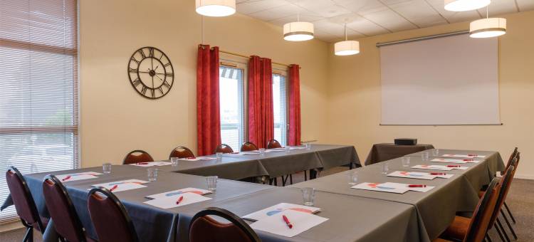 福西尼西克鲁斯原创城市酒店(The Originals City, Hôtel du Faucigny, Cluses Ouest)图片