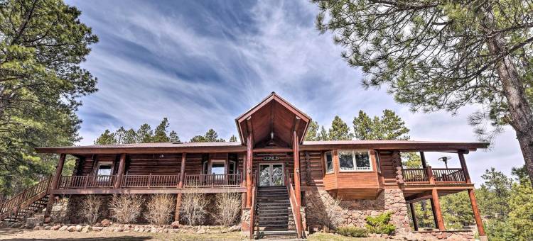 天使之火的大山度假屋，带游戏室！(Grand Mountain Retreat in Angel Fire w/ Game Room!)图片