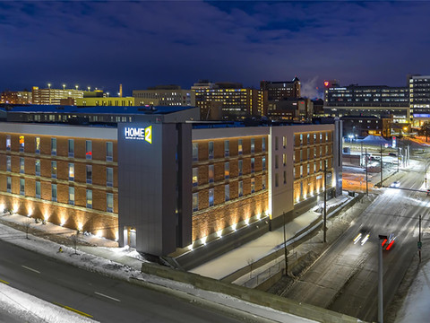 奥马哈 UN 医疗中心区希尔顿惠庭酒店