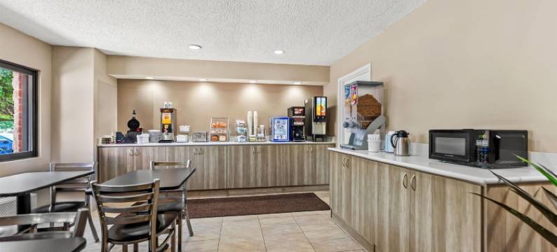 埃尔金温德姆速 8 酒店(Super 8 by Wyndham Elgin)图片