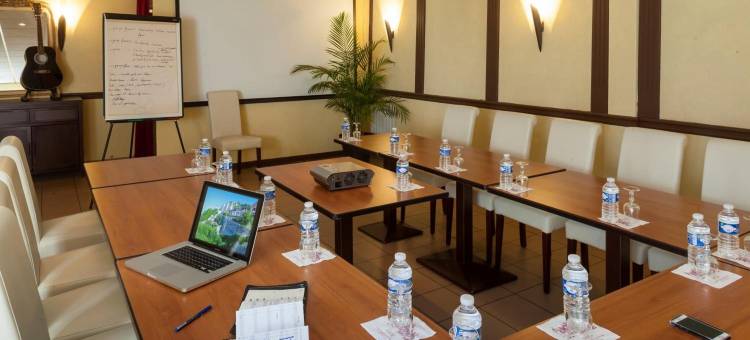 希农金狮子原生酒店(Brit Hotel le Lion d'Or Chinon)图片