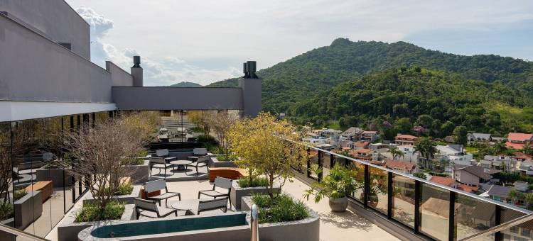 Viva 的 The Spot One - 豪华且直通 Balneário 购物中心(The Spot One by Viva - Luxo e Acesso Direto ao Balneário Shopping)图片