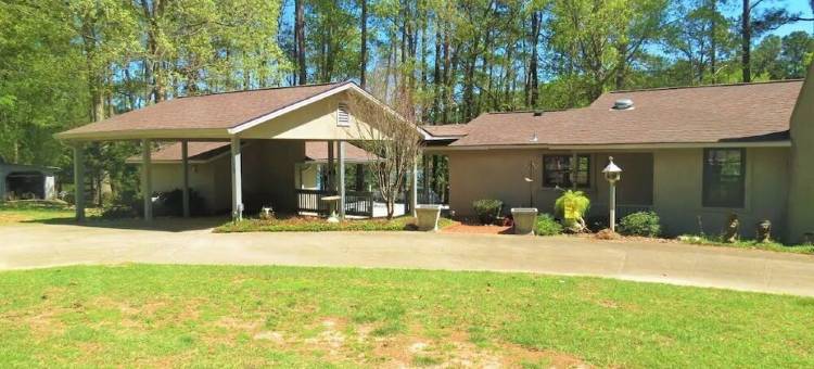 Norman and Flo's Lake House on Clarks Hill Lake图片