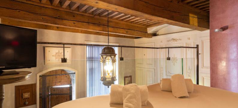 DIFY Tour Rose - Vieux Lyon图片