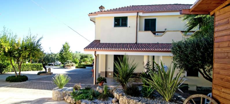 Apartment in Gasponi with Mountain Views图片