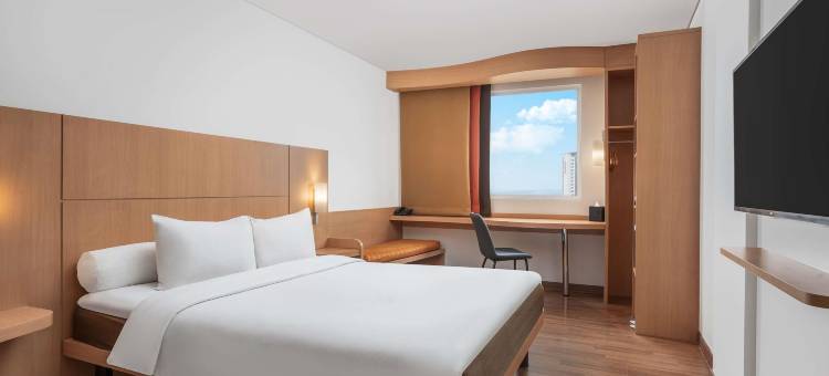 宜必思加丁塞尔彭酒店(Ibis Gading Serpong)图片