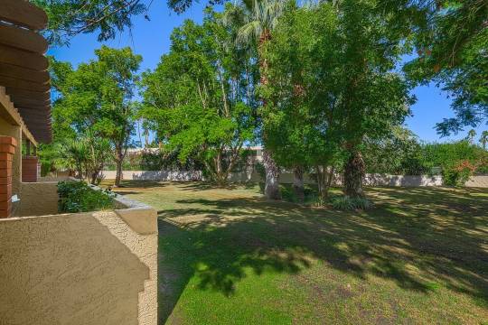 Oasis Private Villa 2 bed 2.5 bath condo Pool Spa Pickleball Tennis