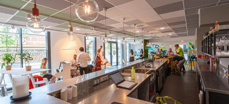 普里维洛奇斯图伦中心火车站公寓酒店(Apparthotel Privilodges Toulon)图片